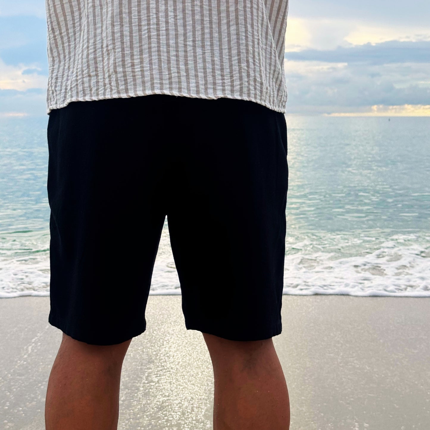 Como Black Linen Shorts